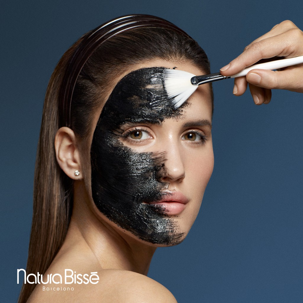 Facial con carbono activo Diamond Cocoon